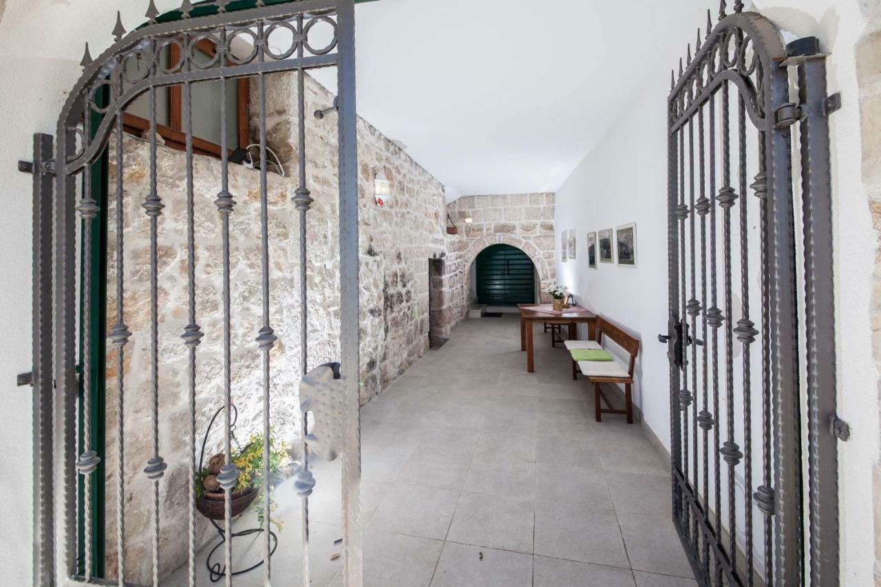 포드고라 Old Stone House Mario 빌라 외부 사진